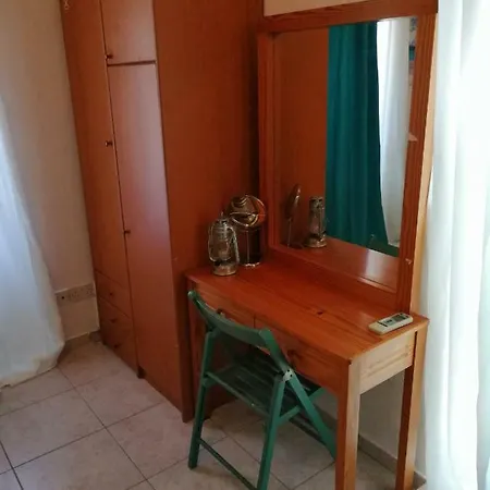 Alekas Pool And Garden *